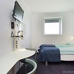 ホテル メトロ 2*