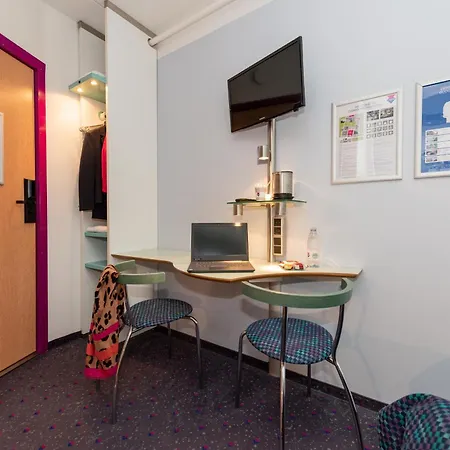 Otel Metro 2*