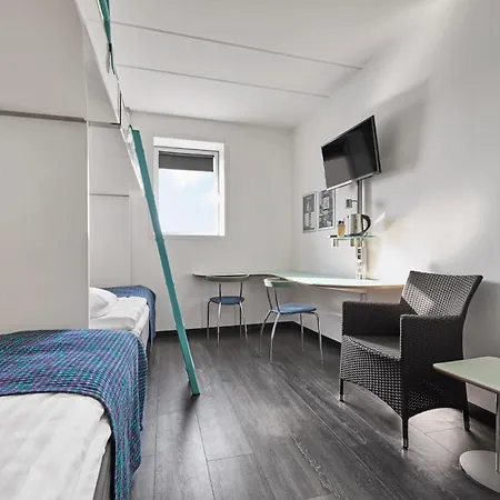 Hotel Metro 2*