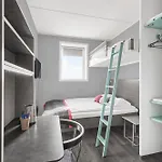 Hotel Metro 2*
